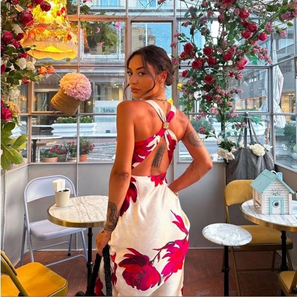 Zara Dresses & Skirts - NWT Zara  dress maxi satin floral boho  SIZE XS
🚨FIRM  PRICE NO DISCOUNT